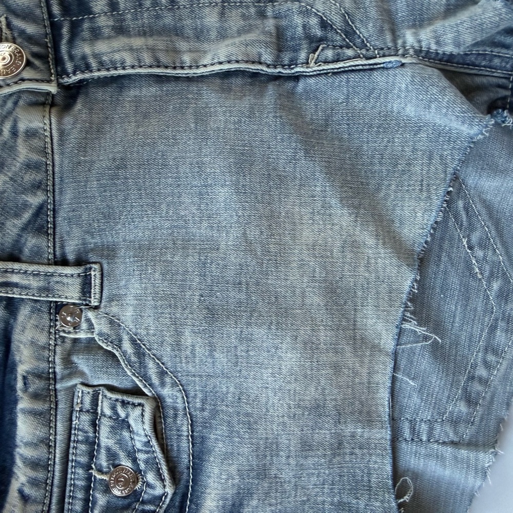 True Religion Jean Shorts NWT - Picture 4 of 6